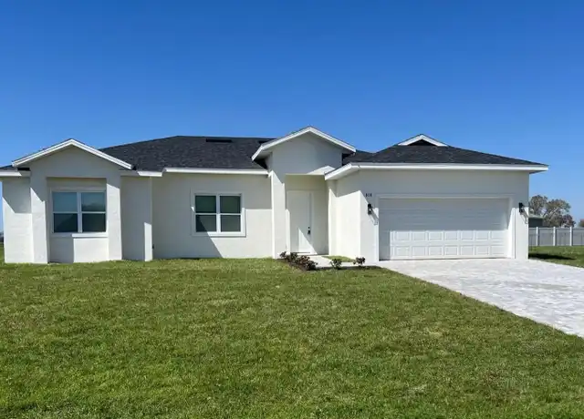 Property at 916 Dogwood Cir, Sebring, FL, 33876, 3 beds, 2.5 baths, [object Object]