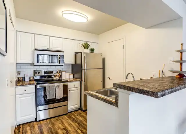Property at The Mark - 1245 Fordham Dr, Glendale Heights, IL, 60139, 2 beds, 1 bath, [object Object]