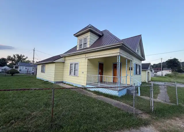 Property at 552 Main St, Huntington, WV, 25702, 4 beds, 2 baths, [object Object]