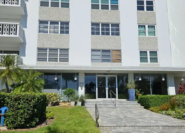 Property at 1100 N Shore Dr NE, Saint Petersburg, FL, 33701, 1 bed, 1 bath, [object Object]