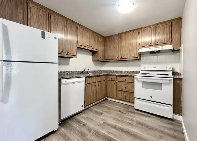 Property at 11 Old Colony Ln #1, Arlington, MA, 02476, 1 bed, 1 bath, [object Object]