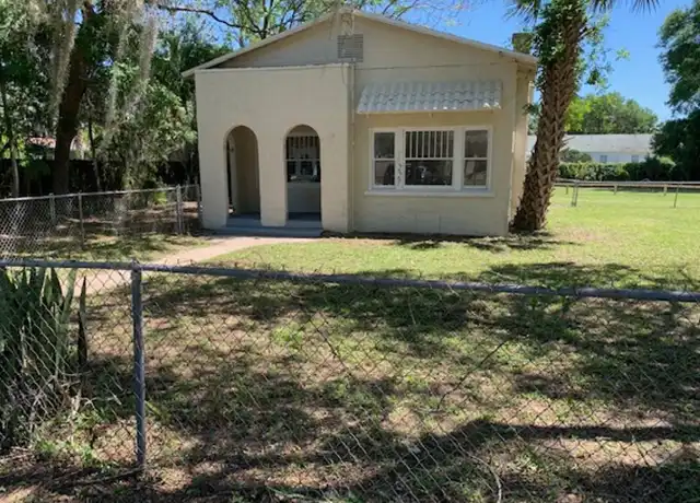 Property at 227 Leon Ave, Deland, FL, 32720, 3 beds, 1 bath, [object Object]