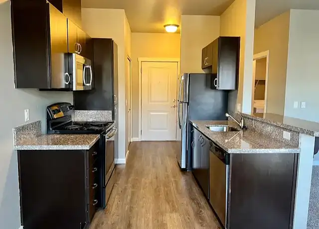 Property at Encore Apartments - 5851 Reed Ln SE, Salem, OR, 97306, 2-3 beds, 2 baths, [object Object]