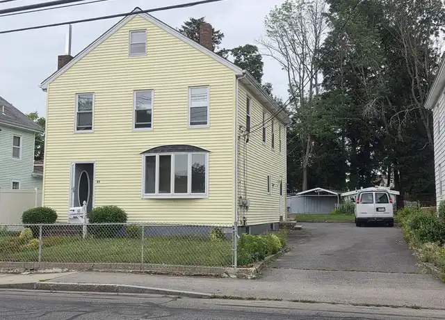Property at 63 Oak St Unit 2, Taunton, MA, 02780, 2 beds, 1 bath, [object Object]