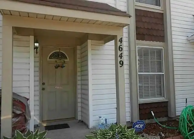 Property at 4649 Stonebridge Ln, Virginia Beach, VA, 23462, 2 beds, 2.5 baths, [object Object]