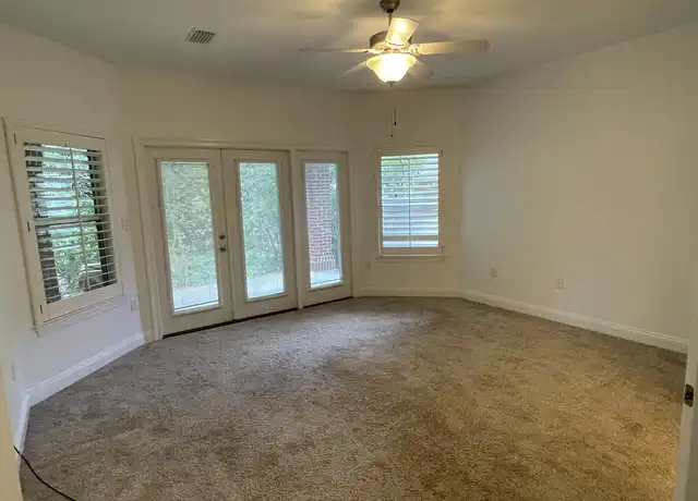 Property at 888 Coldwater Creek Cir, Niceville, FL, 32578, 4 beds, 2.5 baths, [object Object]
