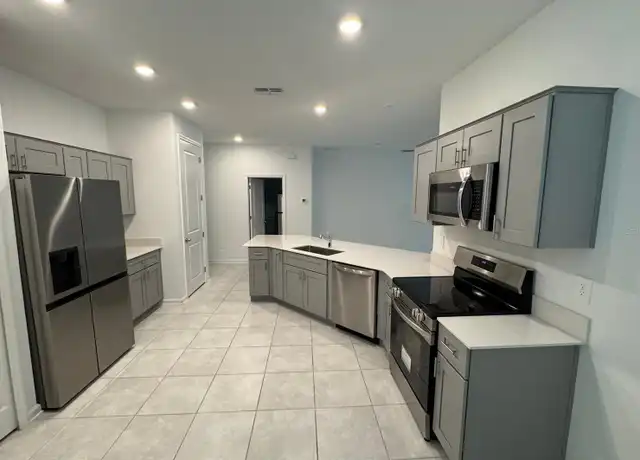 Property at 1620 Marksman Rd, Eagle Lake, FL, 33839, 5 beds, 3 baths, [object Object]