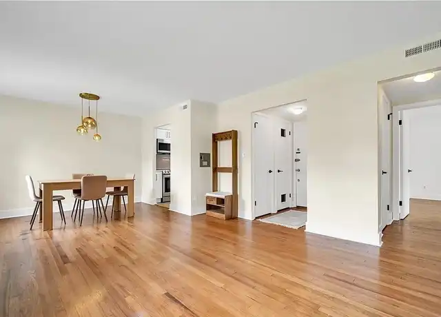 Property at 2401 Euclid Heights Blvd, Cleveland Heights, OH, 44106, 1 bed, 1 bath, [object Object]