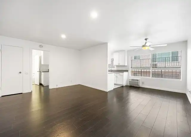 Property at The Dahlia - 954 Palm Ave, West Hollywood, CA, 90069, 1 bed, 1 bath, [object Object]