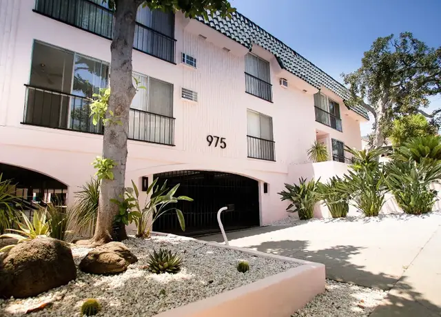 Photo of 954 Palm Ave, West Hollywood, CA 90069