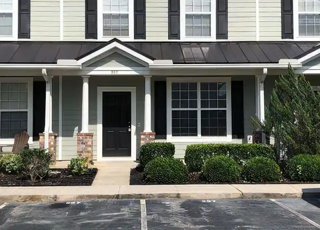 Property at 907 Hemingway Cir, Summerville, SC, 29483, 2 beds, 2.5 baths, [object Object]