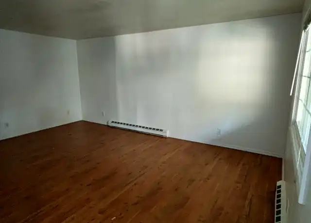 Property at 1412 W 11th Ave Unit 5, Spokane, WA, 99204, 1 bed, 1 bath, [object Object]