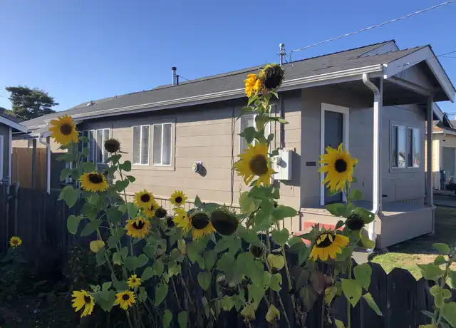 Property at 1230 West Ave Unit A, Eureka, CA, 95501, 2 beds, 1 bath, [object Object]