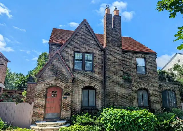 Property at 1720 Hillcrest Ave, Saint Paul, MN, 55116, 4 beds, 2.5 baths, [object Object]