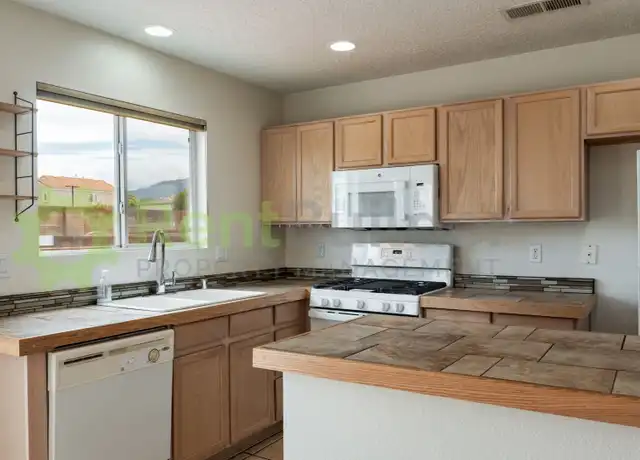 Property at 10815 Habanero Way SE, Albuquerque, NM, 87123, 3 beds, 2.5 baths, [object Object]