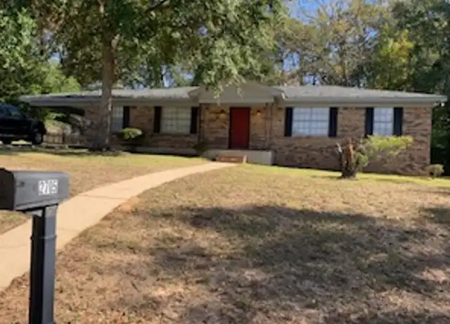 Property at 2705 East Rd, Mobile, AL, 36693, 4 beds, 2 baths, [object Object]