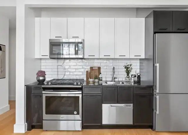 Property at 63 Wall St Unit 23G, New York, NY, 10005, 1 bed, 1 bath, [object Object]