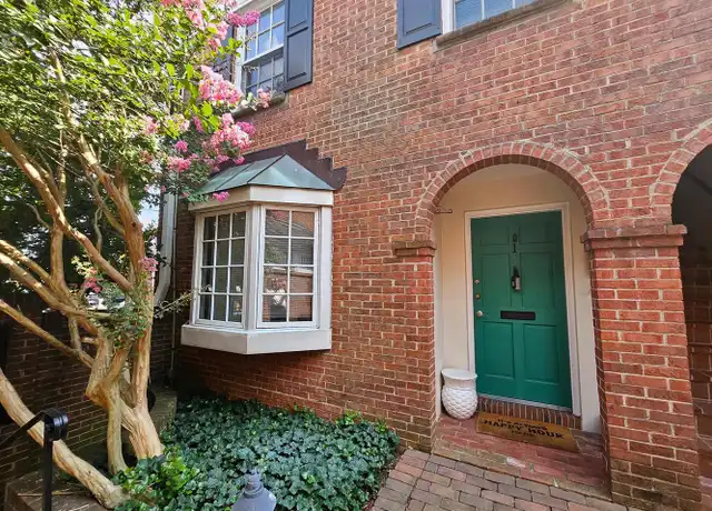 Property at 220 N Saint Asaph St Unit A, Alexandria, VA, 22314, 2 beds, 1 bath, [object Object]