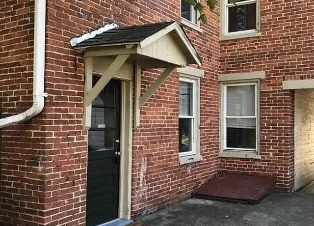 Property at 115 W Chapel Ave, Carlisle, PA, 17013, 3 beds, 1 bath, [object Object]