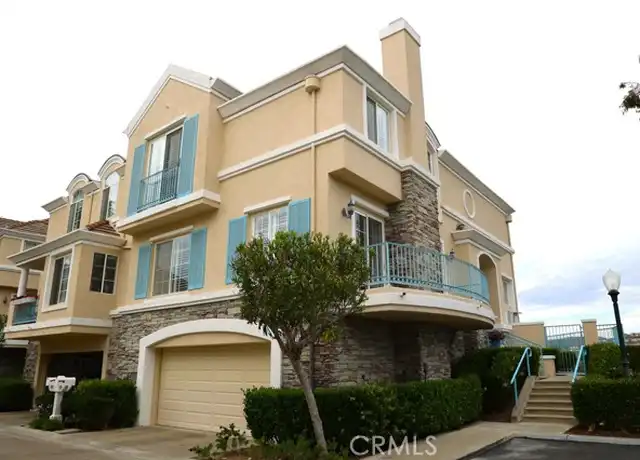 Property at 22 Chandon, Newport Coast, CA, 92657, 3 beds, 2.5 baths, [object Object]