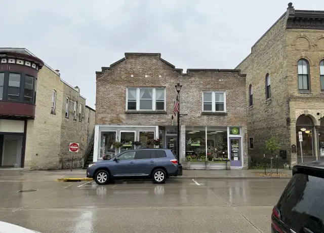 Property at 201 E Mill St Unit 6, Plymouth, WI, 53073, 1 bed, 1 bath, [object Object]