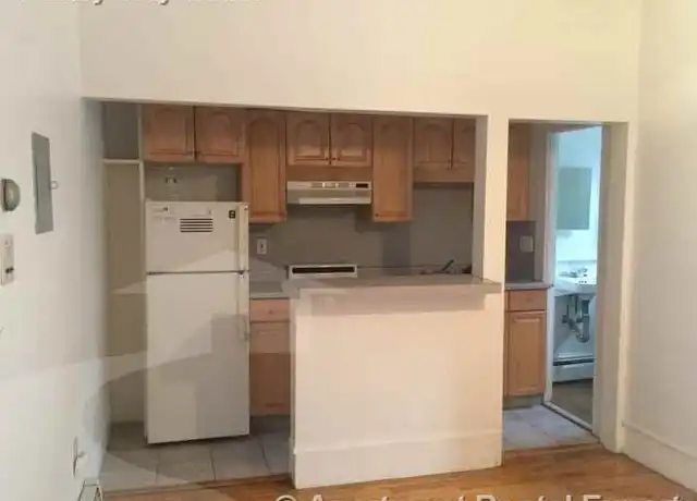 Property at 7 Wendell St Unit 1, Cambridge, MA, 02138, 1 bed, 1 bath, [object Object]