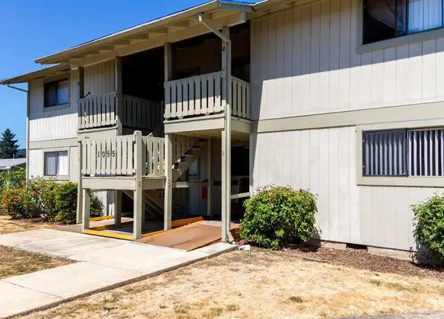 Property at 1051 E Central Ave Unit 101, Sutherlin, OR, 97479, 2 beds, 1 bath, [object Object]
