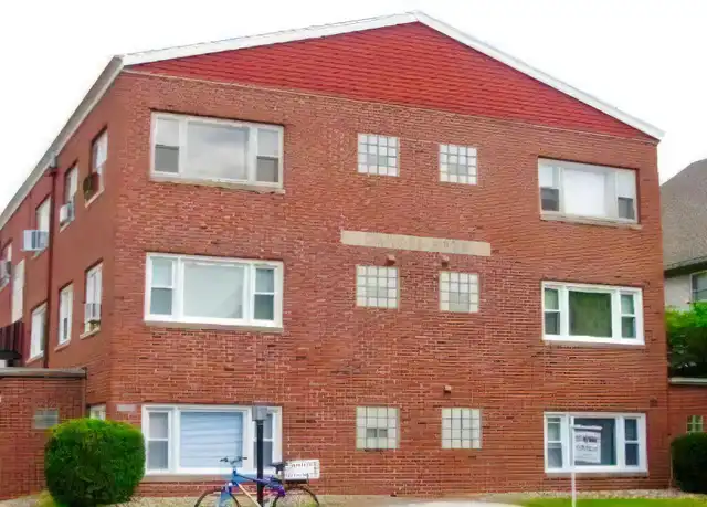 Property at 306 W Hill St, Champaign, IL, 61820, 1 bed, 1 bath, [object Object]