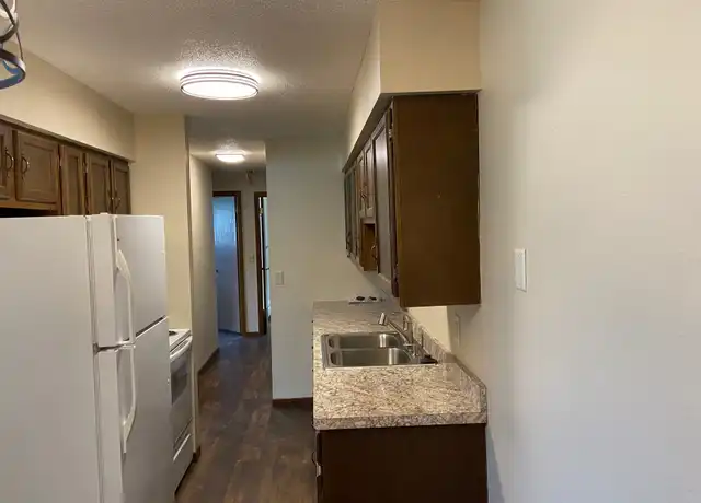 Property at 2102 N Washington St Unit 2 1, Bismarck, ND, 58501, 2 beds, 1 bath, [object Object]