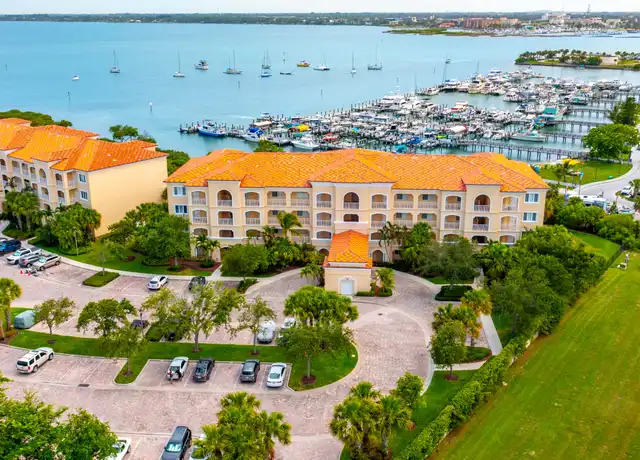 Property at 34 Harbour Isle Dr E Unit 105, Fort Pierce, FL, 34949, 3 beds, 2 baths, [object Object]