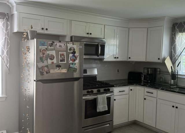 Photo of 62 Boulanger Ave, West Hartford, CT 06110