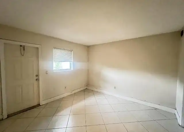 Property at 612 NE 29th Dr, Wilton Manors, FL, 33334, 1 bed, 1 bath, [object Object]