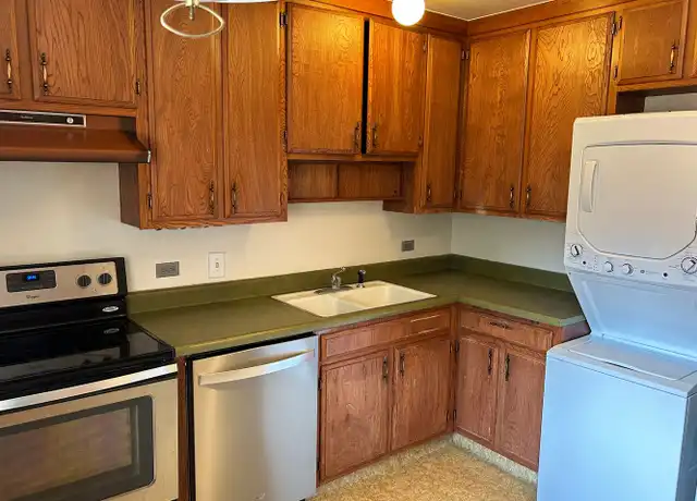Property at 206 S 14th St Unit 5, Laramie, WY, 82070, 2 beds, 1 bath, [object Object]