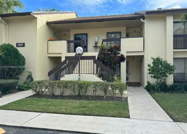 Property at 1929 SW 15th St, Deerfield Beach, FL, 33442, 2 beds, 2 baths, [object Object]