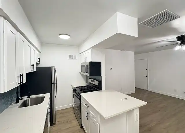 Property at MV on 3rd - 302 E Monte Vista Rd, Phoenix, AZ, 85004, 0-1 beds, 1 bath, [object Object]