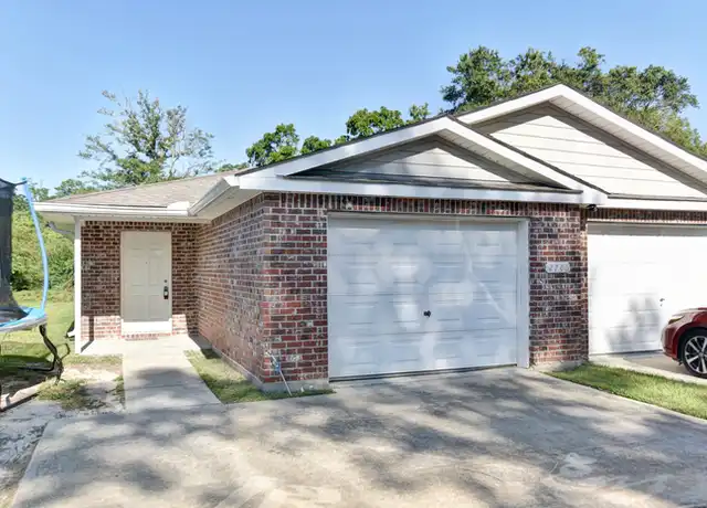 Property at 2706 6th Ave Unit A, Gulfport, MS, 39501, 3 beds, 2 baths, [object Object]