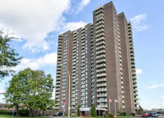 Property at 50 Presidential Plz, Syracuse, NY, 13202, 2 beds, 1 bath, [object Object]