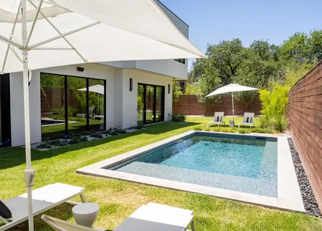 Property at 805 W Live Oak St, Austin, TX, 78704, 4 beds, 3 baths, [object Object]