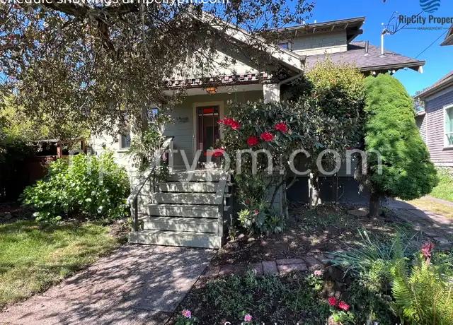 Property at 3125 SE 20th Ave, Portland, OR, 97202, 4 beds, 2 baths, [object Object]