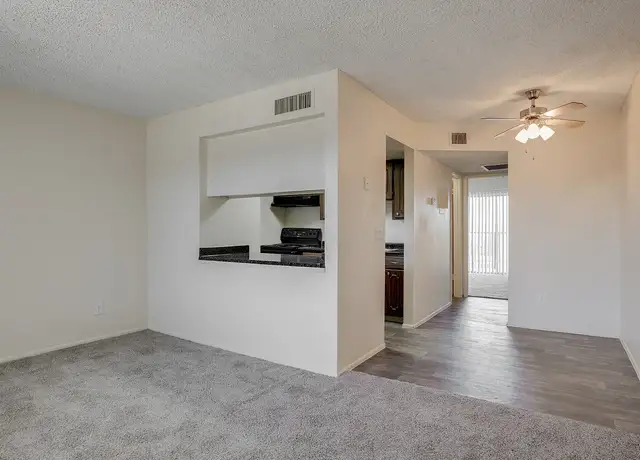 Photo of 1641 N Kadota Ave, Casa Grande, AZ 85122