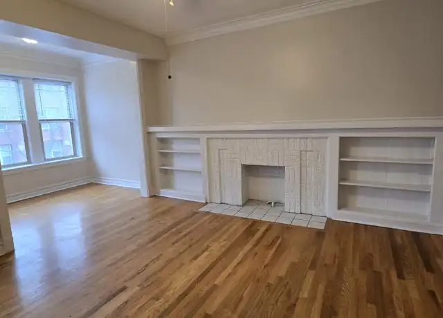 Property at 7505 N Greenview Ave Unit 3, Chicago, IL, 60626, 2 beds, 1 bath, [object Object]