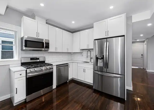 Property at 19 Chase St Unit 3, Boston, MA, 02125, 3 beds, 2 baths, [object Object]