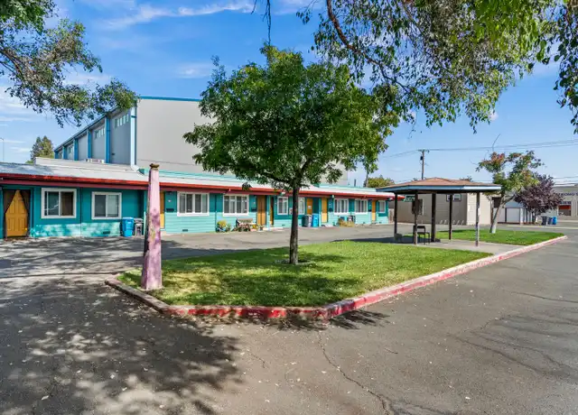 Property at 1015 S A St Unit 05, Santa Rosa, CA, 95404, 1 bed, 1 bath, [object Object]