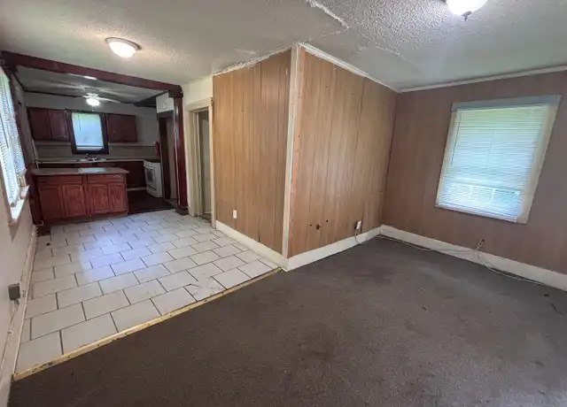 Property at 106 Nora St, Lafayette, LA, 70501, 1 bed, 1 bath, [object Object]