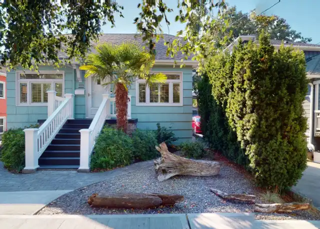 Property at 2551 57th Ave SW, Seattle, WA, 98116, 3 beds, 1 bath, [object Object]