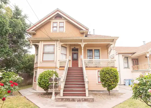 Property at 2430 Fulton St, Berkeley, CA, 94704, 4 beds, 2 baths, [object Object]