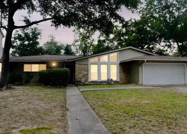 Property at 1327 Moorhead Dr, Houston, TX, 77055, 3 beds, 1.5 baths, [object Object]