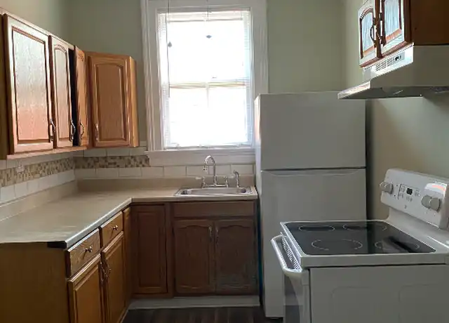 Property at 517 3rd Ave Unit 2, Troy, NY, 12182, 2 beds, 1 bath, [object Object]