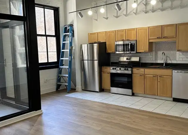 Property at 20 N State St #813, Chicago, IL, 60602, 1 bed, 1 bath, [object Object]
