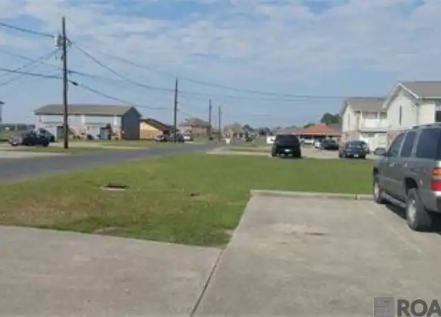 Property at 116 Oak Ridge Ave Unit B, Donaldsonville, LA, 70346, 2 beds, 1.5 baths, [object Object]